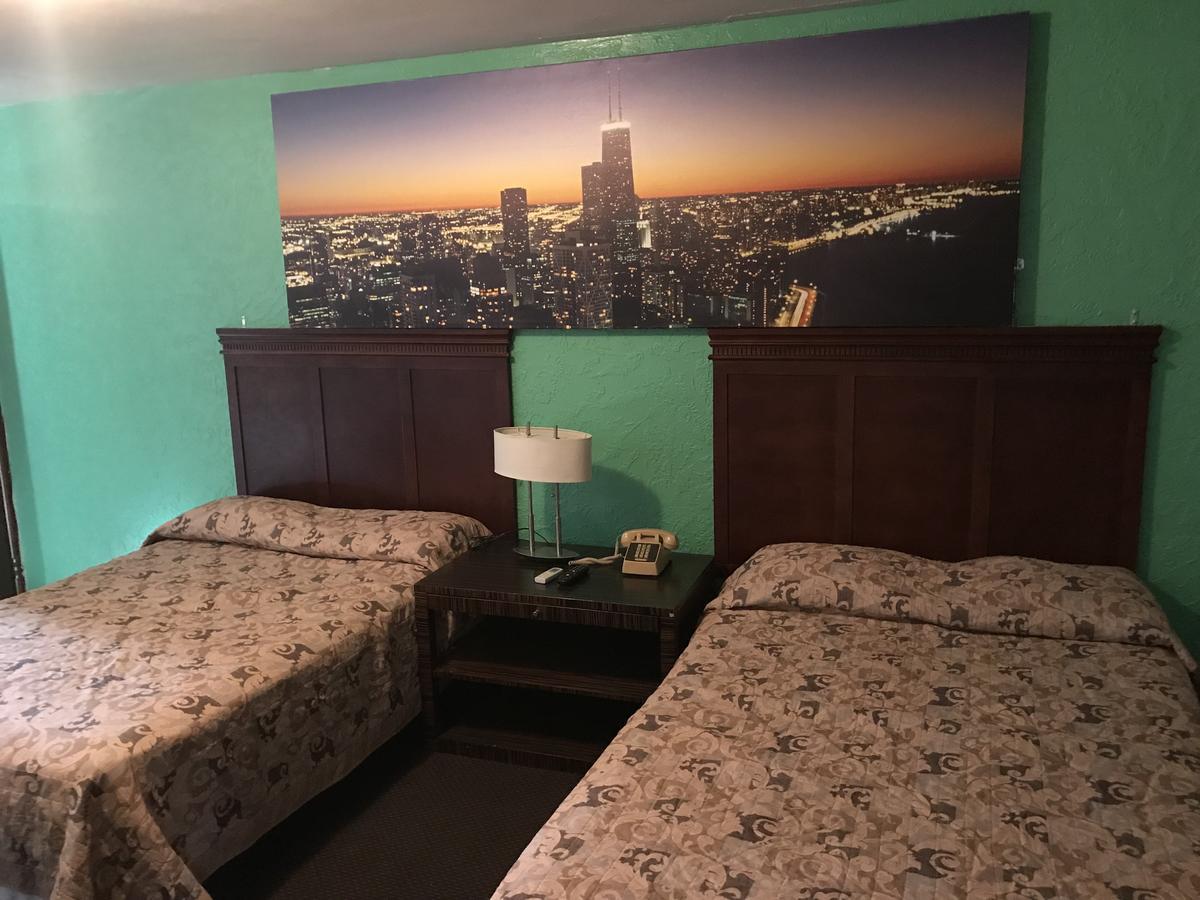 Fiesta Motel Pontiac Luaran gambar